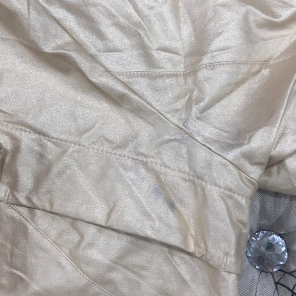 Zella Style Game Shine Hooded Jacket - Picture 11 of 11